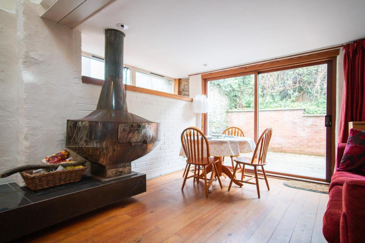 2 Bedroom Characterful Semi-Detached House, Enviably Located With Balcony And Terrace St Andrews Zewnętrze zdjęcie
