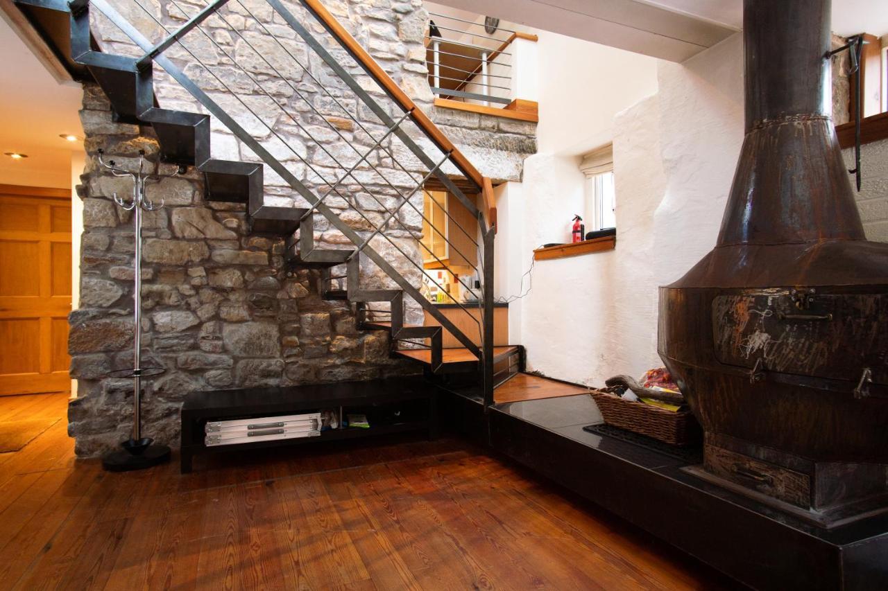 2 Bedroom Characterful Semi-Detached House, Enviably Located With Balcony And Terrace St Andrews Zewnętrze zdjęcie