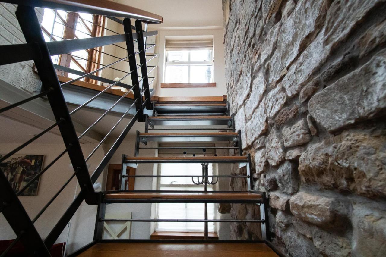 2 Bedroom Characterful Semi-Detached House, Enviably Located With Balcony And Terrace St Andrews Zewnętrze zdjęcie